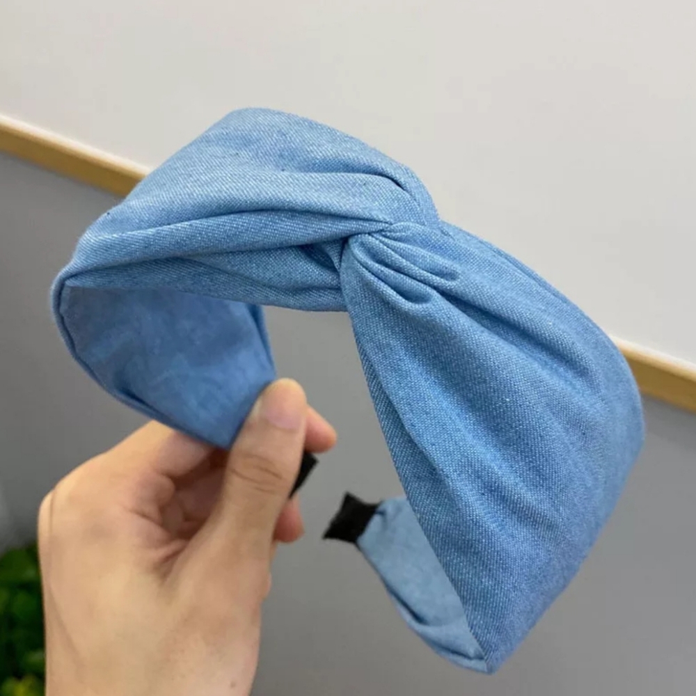 Jeanie Twist Denim Headband - Light